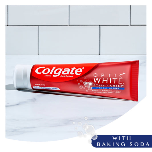 Colgate Optic White Stain Fighter with Baking Soda Whitening Toothpaste, Clean Mint, 6 Oz Tube