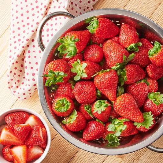 Fresh Strawberries, 1 lb Container