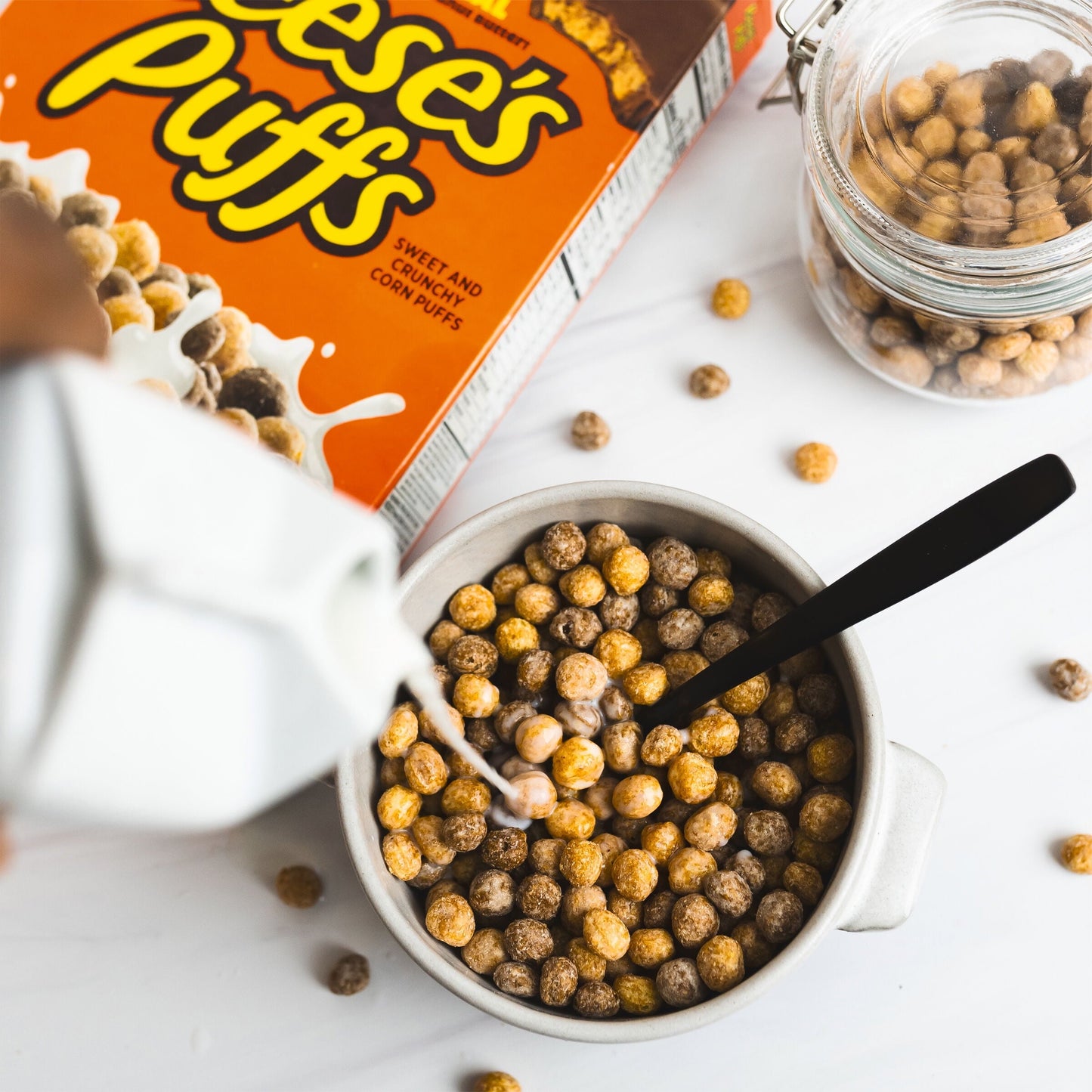 REESEâS PUFFS Chocolatey Peanut Butter Cereal, Kid Breakfast Cereal, Value Bag, 35 oz