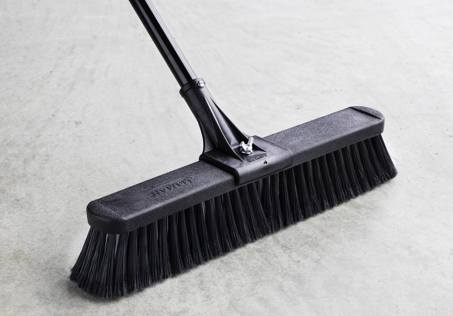 Libman 18" Smooth Surface Push Broom