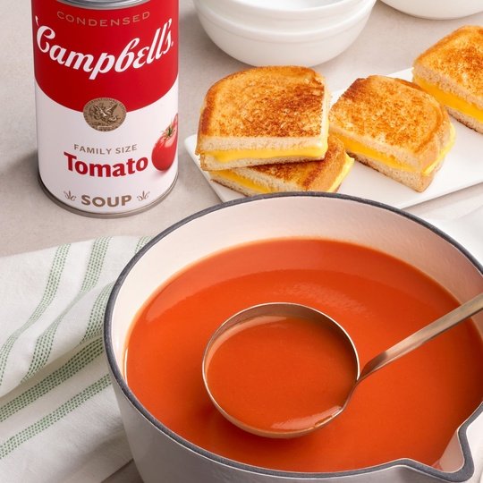 Campbell's Condensed Tomato Soup, 23.2 oz Can